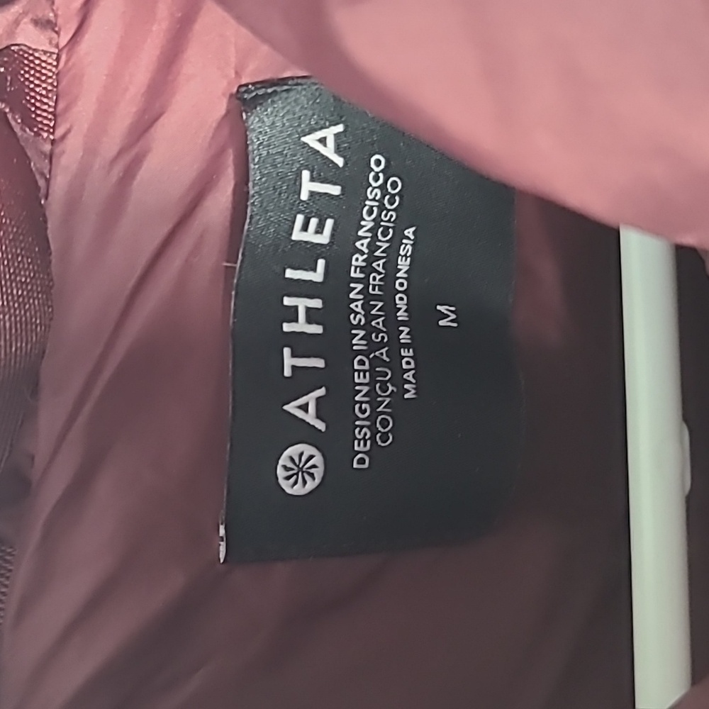 Athleta Downtown  down Jacket, MED, Decadent Chocolate (maroon) Retail $199 - Picture 4 of 6